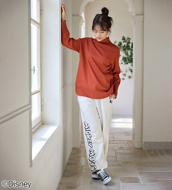 BELLUNA（ベルーナ）の「＜Ｄｉｓｎｅｙ＞【ミッキー】ロゴプリント裏起毛スウェットパンツ（ワイドパンツ・ガウチョ）」｜詳細画像