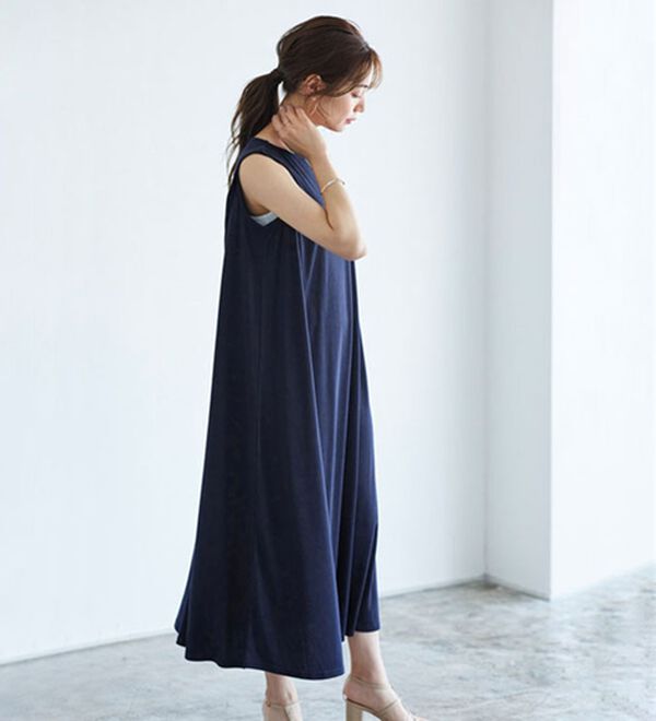 Pierrot（ピエロ）の「タックスリーブロングワンピース（ロングワンピース）」｜詳細画像