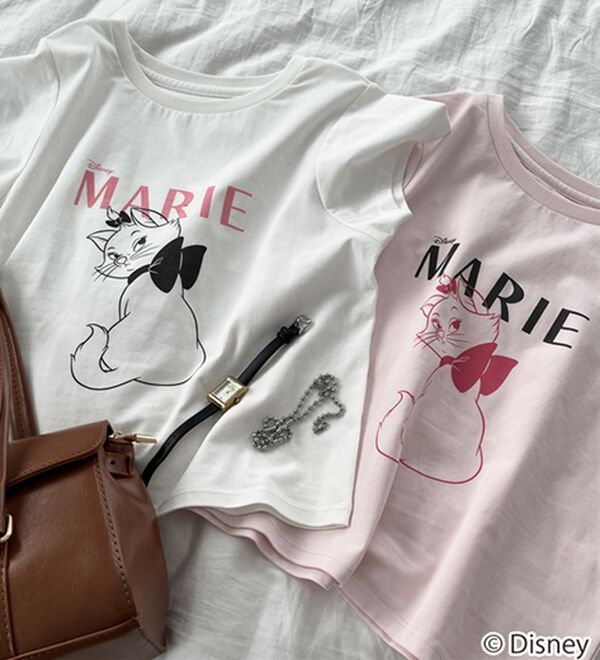 GeeRA（ジーラ）の「【Disney/ディズニー】別注〈Mickey Mouse＆Minnie Mouse〉〈Marie〉コンパクトプリントTシャツ（Tシャツ）」｜詳細画像