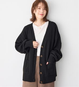 Viola e Viola（ヴィオラ エ ヴィオラ）の「洗えるもちもち　ミドル丈ニットカーデ（ニットカーディガン）」｜ブラック