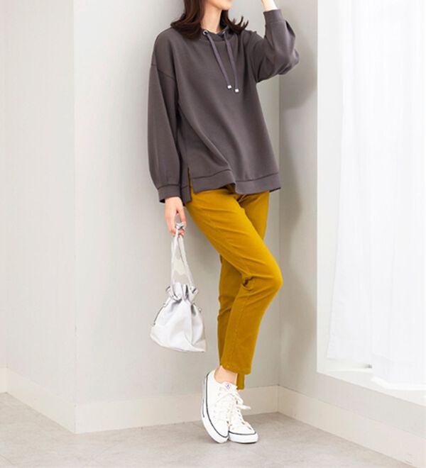 BELLUNA（ベルーナ）の「上品見えとろみワイドネックプルオーバー（カットソー）」｜詳細画像