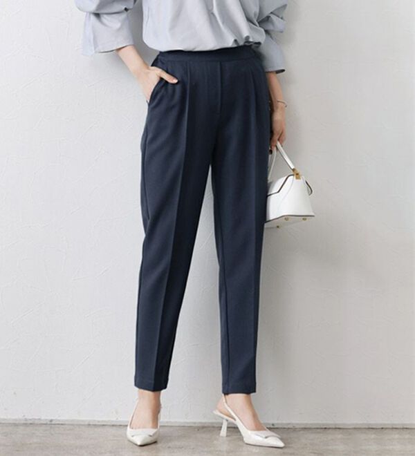 Pierrot（ピエロ）の「【選べる丈】高見えすっきりテーパードパンツ（フルレングスパンツ）」｜ダークネイビー