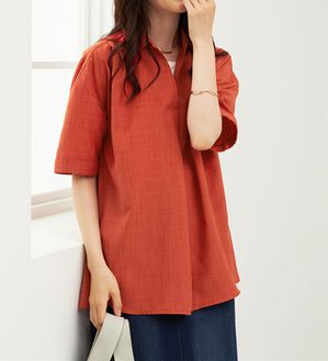 BELLUNA（ベルーナ）の「麻調素材スキッパーブラウス（ブラウス）」｜オレンジ