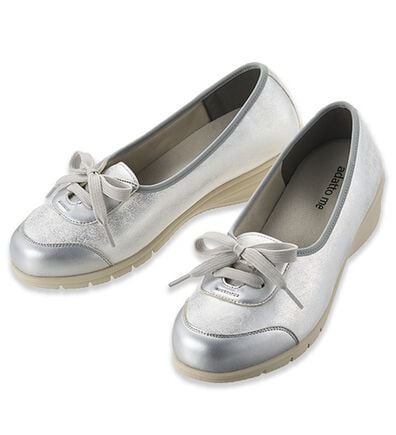 ルフラン（ルフラン）の「４Ｅレースアップスニーカーパンプス（パンプス）」