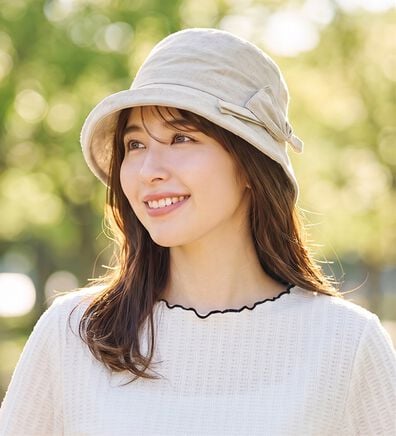 BELLUNA（ベルーナ）の「日差しを防いでムレにくい！綿１００％小顔魅せクロッシェ（帽子）」