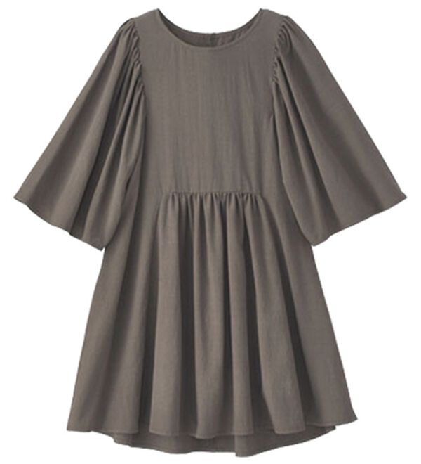 BELLUNA（ベルーナ）の「着痩せ！ワッシャー素材フレアーチュニック（チュニック）」｜チャコール