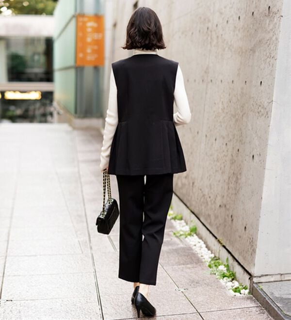 GeeRA（ジーラ）の「【入卒式/セレモニー】ペプラムベストセットアップスーツ（パンツスーツ）」｜詳細画像