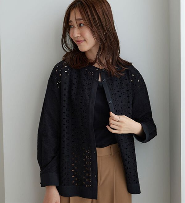 BELLUNA（ベルーナ）の「花柄レース切替シャツジャケット（シャツ）」｜詳細画像