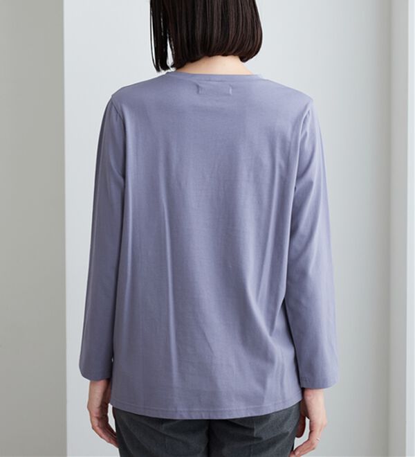 BELLUNA（ベルーナ）の「【着回しのミカタ！】綿100％大人顔サマ見えプリントロンT（カットソー）」｜詳細画像