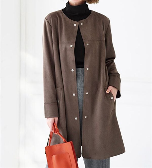 BELLUNA（ベルーナ）の「うっとりなめらか素材ハイネックプルオーバー（カットソー）」｜詳細画像