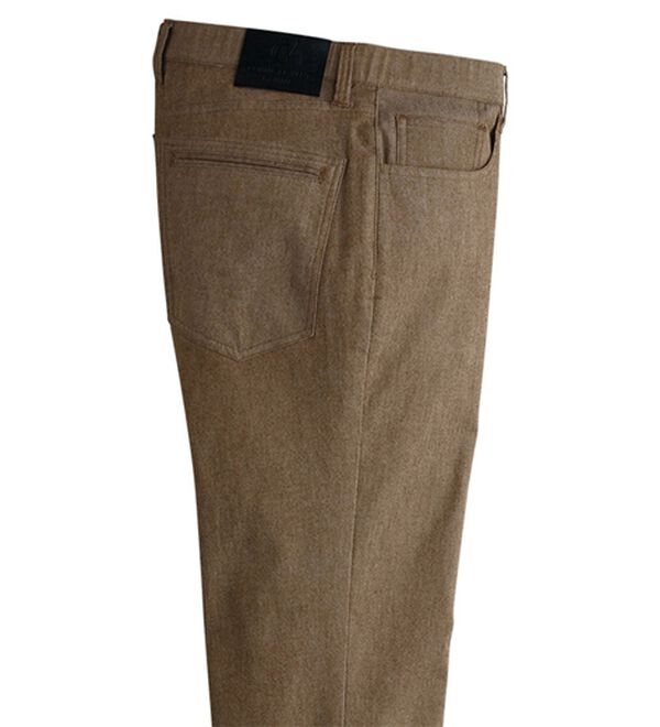 「＜コムルヴァン・オム＞＋８．９℃の素材カラージーンズ（メンズデニムパンツ）」｜ブラウン