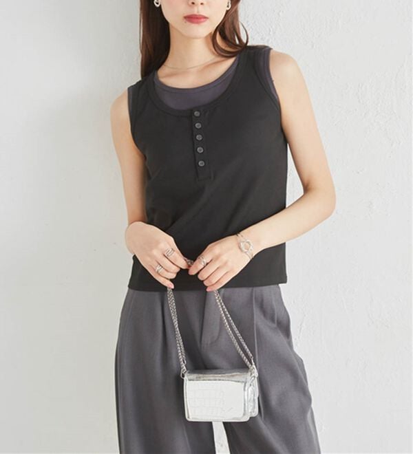 RANAN（ラナン）の「カップ付きレイヤードヘンリーネックタンクトップ（カットソー）」｜詳細画像