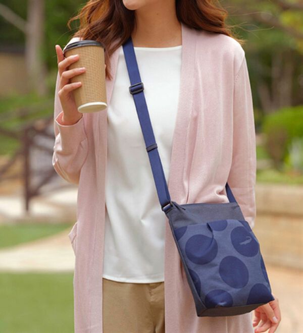 BELLUNA（ベルーナ）の「＜クロコダイル＞ドット柄小型ショルダー（ショルダーバッグ）」｜詳細画像