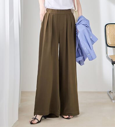 Viola e Viola（ヴィオラ エ ヴィオラ）の「さらさらＥＡＳＹ細魅せ叶う！とろみタックワイドパンツ（ワイドパンツ・ガウチョ）」