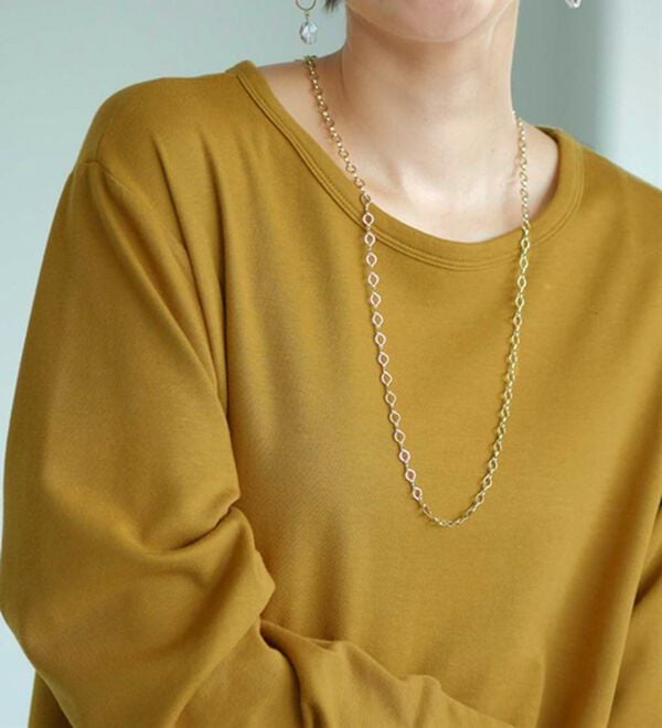 BELLUNA（ベルーナ）の「【吸湿発熱】ポンチ素材チュニックワンピース（チュニックワンピース）」｜詳細画像