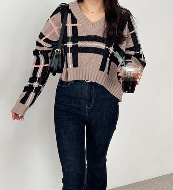 GeeRA（ジーラ）の「チェック柄ニットプルオーバー（ニット・セーター）」｜詳細画像