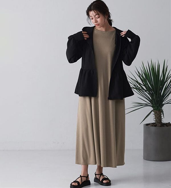 Pierrot（ピエロ）の「タックスリーブロングワンピース（ロングワンピース）」｜詳細画像