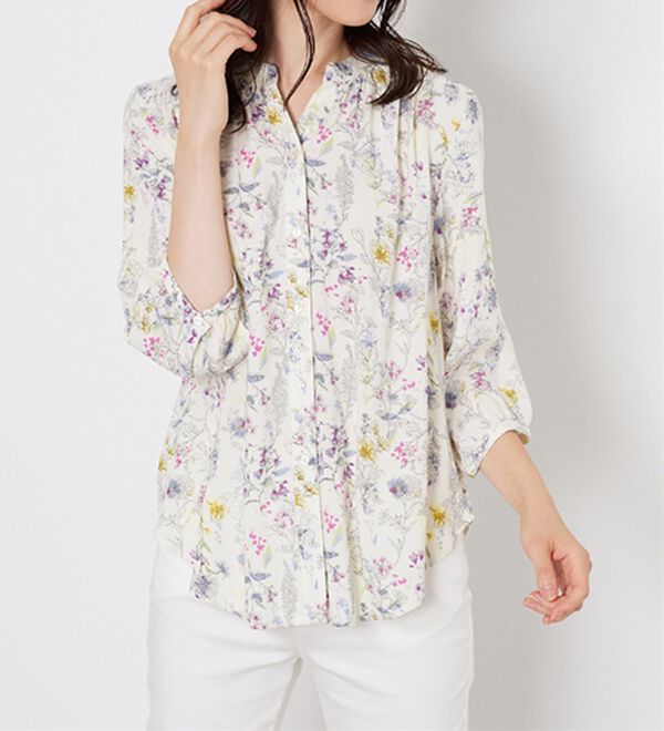 BELLUNA（ベルーナ）の「【接触冷感】レーヨン素材ギャザー使いプリントブラウス（ブラウス）」｜詳細画像