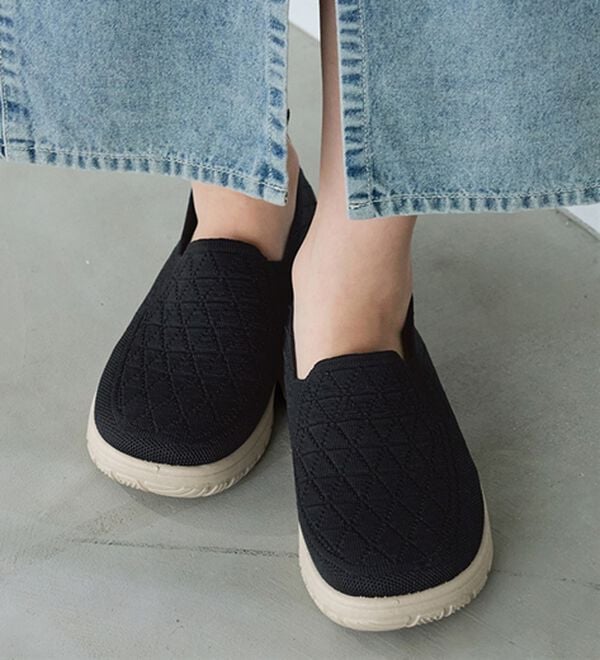 BELLUNA（ベルーナ）の「やわフィット！軽量オブリークニットスリッポン＜幅広4E＞（スリッポン）」｜詳細画像