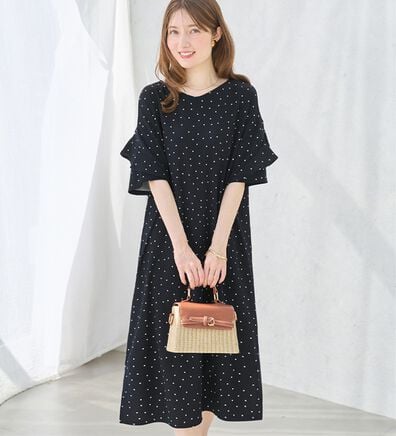 alotta（アロッタ）の「【４つの機能付】ひんやりフリル袖Ｔシャツワンピース（シャツワンピース）」