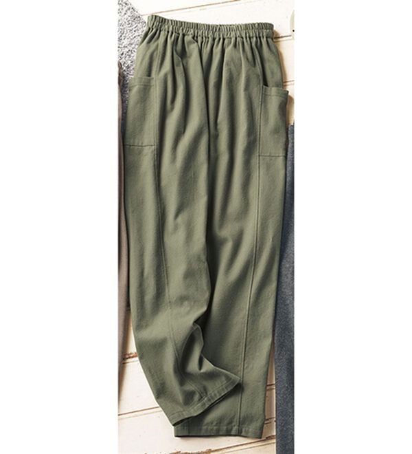 BELLUNA（ベルーナ）の「綿１００％サイドポケットパンツ（フルレングスパンツ）」｜グリーン