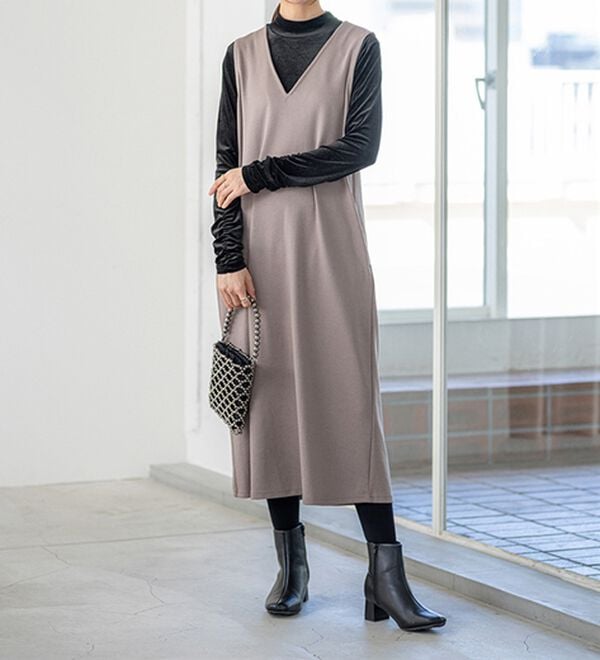 BELLUNA（ベルーナ）の「艶やかシアーベロア袖シャーリングプルオーバー（カットソー）」｜詳細画像