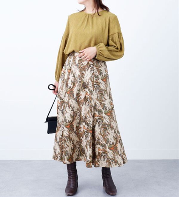 BELLUNA（ベルーナ）の「楊柳袖シャーリングブラウス（ブラウス）」｜詳細画像