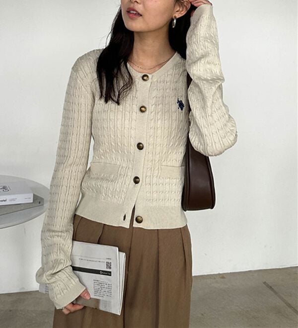 RANAN（ラナン）の「＜Ｕ．Ｓ．Ｐ＞ゴールド調ボタン刺繍ケーブルカーディガン（ニット・セーター）」｜詳細画像