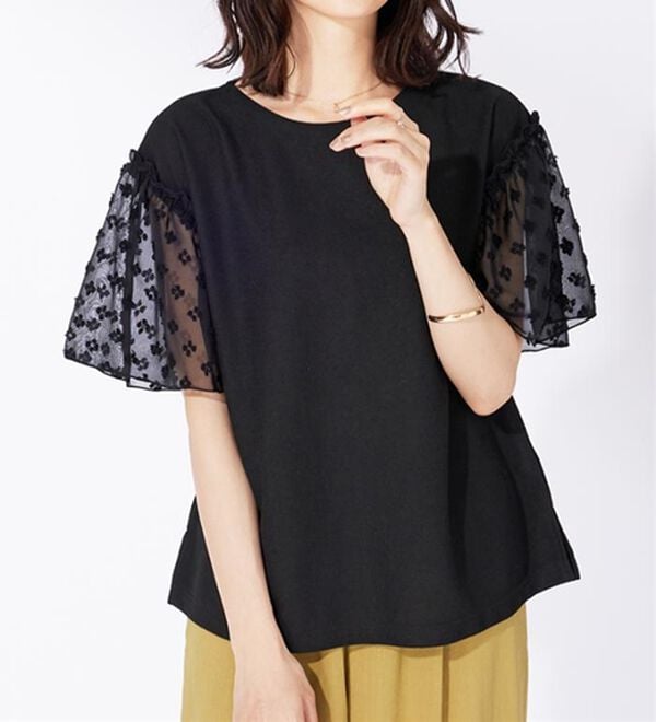 BELLUNA（ベルーナ）の「袖シアードット切替プルオーバー（カットソー）」｜詳細画像