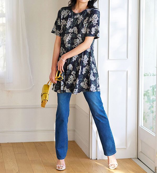 BELLUNA（ベルーナ）の「【接触冷感】フレアーシルエットプリントチュニック（チュニック）」｜詳細画像