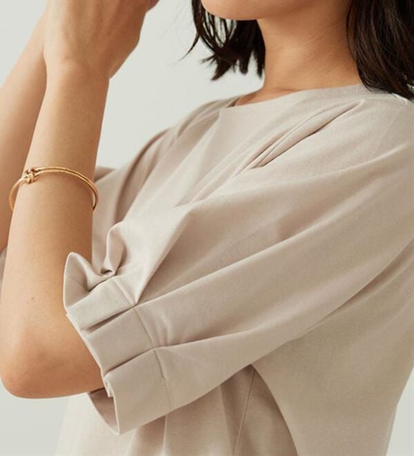 BELLUNA（ベルーナ）の「ヒンヤリ！袖タックデザインプルオーバー（カットソー）」｜詳細画像