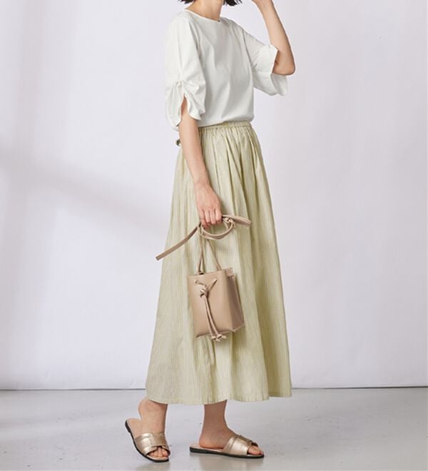 Viola e Viola（ヴィオラ エ ヴィオラ）の「綿１００％袖タックＴシャツ（Tシャツ）」｜詳細画像