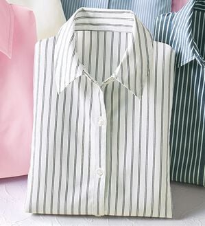 BELLUNA（ベルーナ）の「洗える！ストレッチイージーケアシャツ（シャツ）」｜オフ白ストライプ