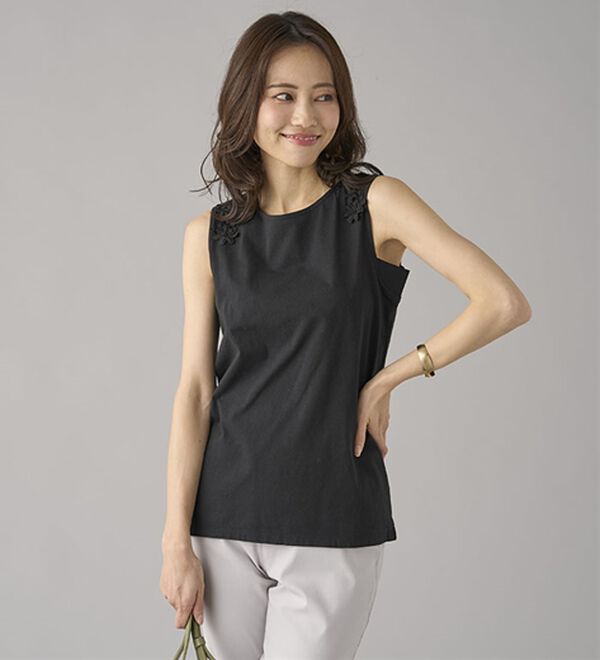 BELLUNA（ベルーナ）の「綿混素材脇汗対策フラワーレースインナー（タンクトップ・キャミソール）」｜詳細画像