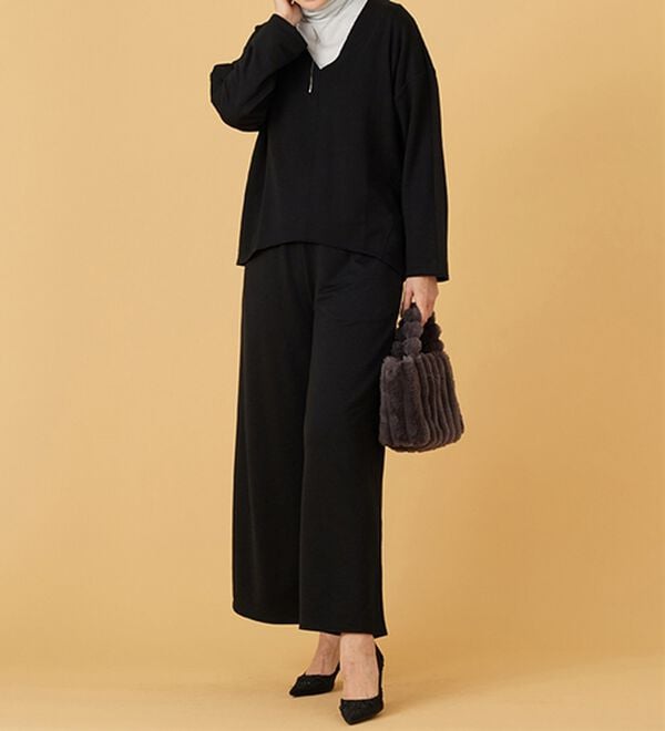 BELLUNA（ベルーナ）の「キレイ見えVネックプルオーバー（カットソー）」｜詳細画像