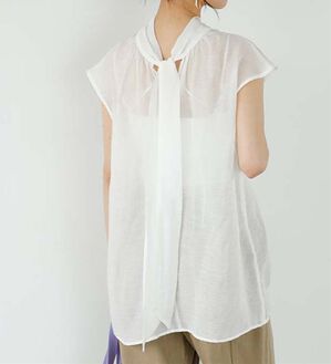 GeeRA（ジーラ）の「前後２ＷＡＹフレンチ袖ボウタイブラウス（ブラウス）」｜オフホワイト