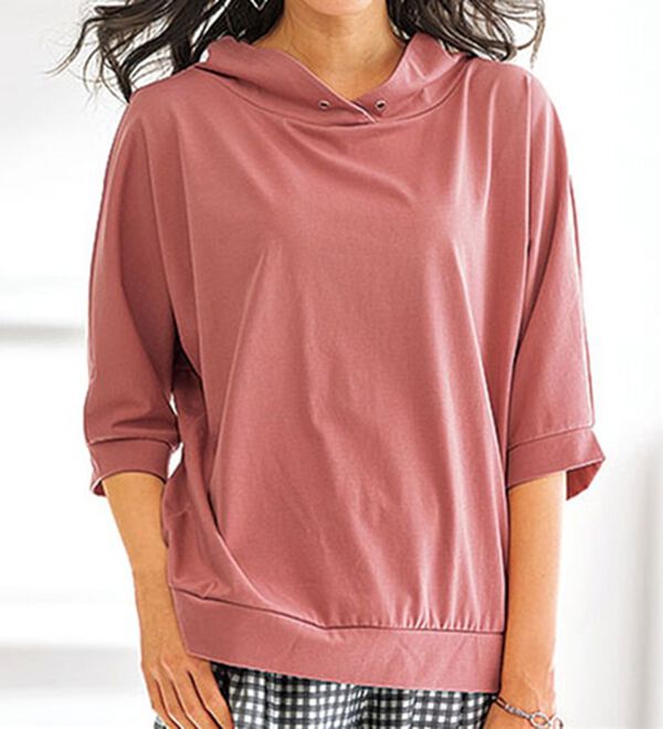 BELLUNA（ベルーナ）の「フード風衿デザインプルオーバー（カットソー）」｜ピンク