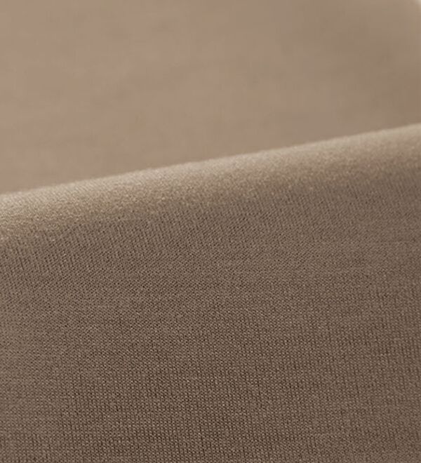 BELLUNA（ベルーナ）の「フード付き異素材切替細見えプルオーバー（カットソー）」｜詳細画像