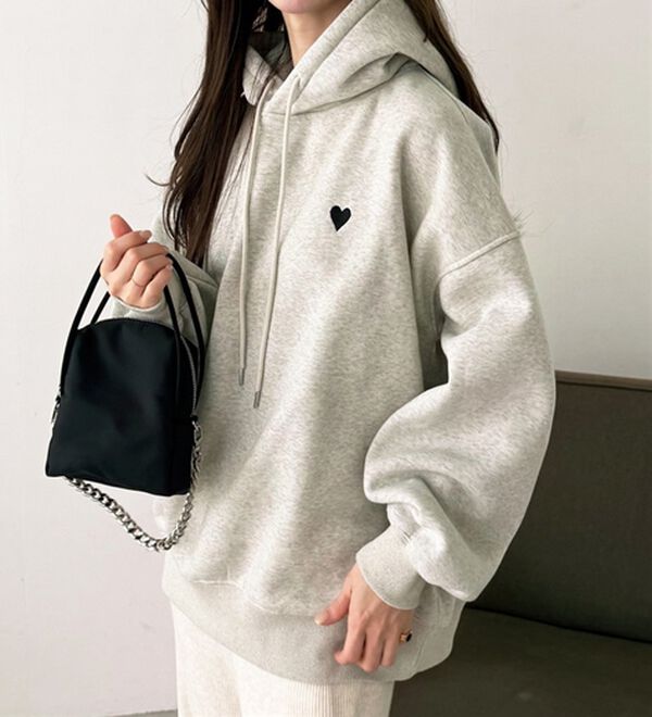 GeeRA（ジーラ）の「ハート刺繍裏起毛スウェットパーカー（パーカー）」｜詳細画像