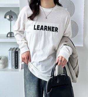 GeeRA（ジーラ）の「大人プリントロンＴ（カットソー）」｜オフホワイト