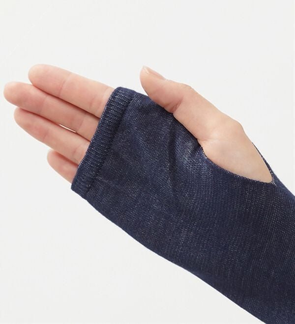 「お洒落にＵＶ対策　花柄デザインアームカバー（その他ファッション小物）」｜詳細画像