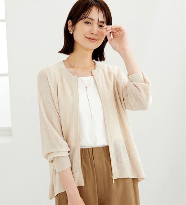 BELLUNA（ベルーナ）の「ジッパー使い透かし編ニットカーディガン（ニットカーディガン）」｜アイボリー