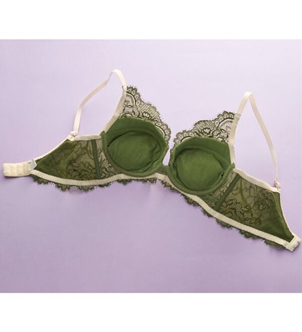 YU'NOW（ユナウ）の「モテ谷間のもっちりコンフォートブラ＆ショーツ（ブラジャー＆ショーツセット）」｜詳細画像