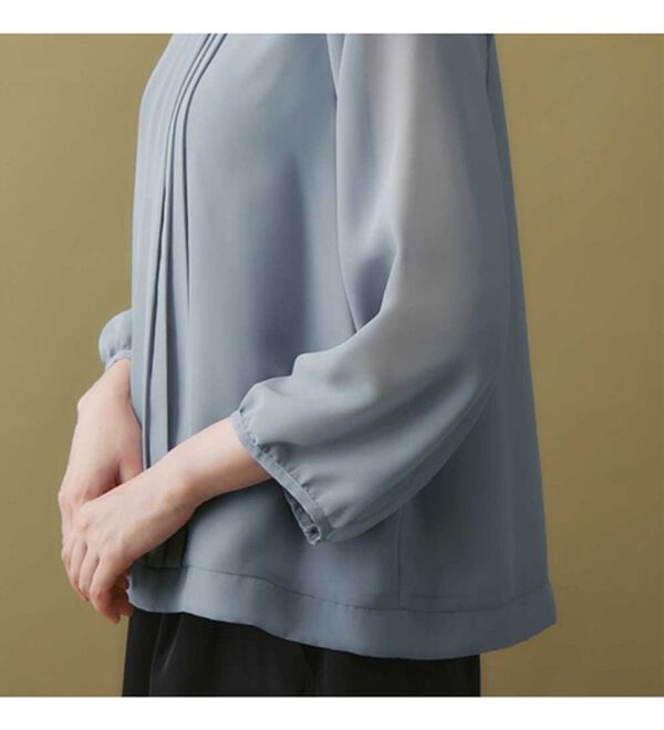 Viola e Viola（ヴィオラ エ ヴィオラ）の「タックデザインシフォンブラウス（ブラウス）」｜詳細画像