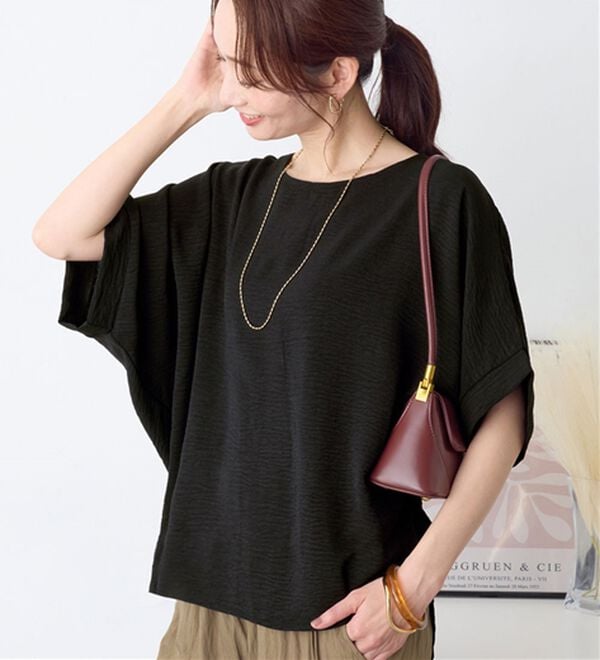 Viola e Viola（ヴィオラ エ ヴィオラ）の「華奢見えドルマンスリーブブラウス（ブラウス）」｜ブラック