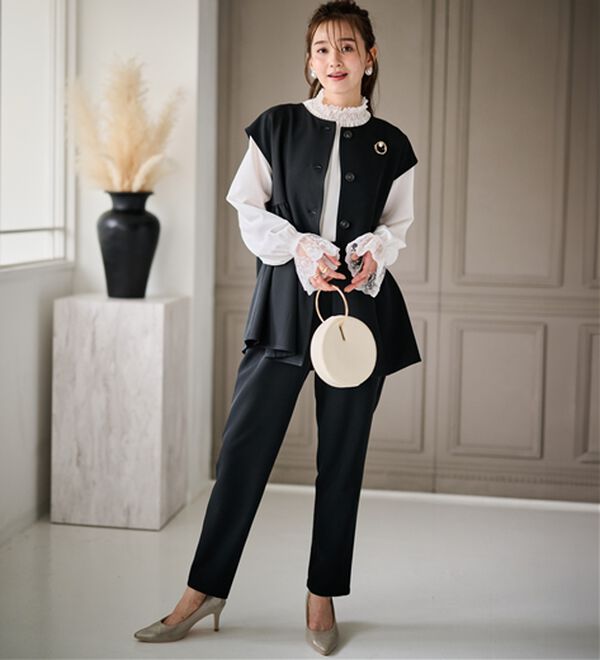 RANAN（ラナン）の「ペプラムギャザーベストセットアップ（パンツスーツ）」｜詳細画像