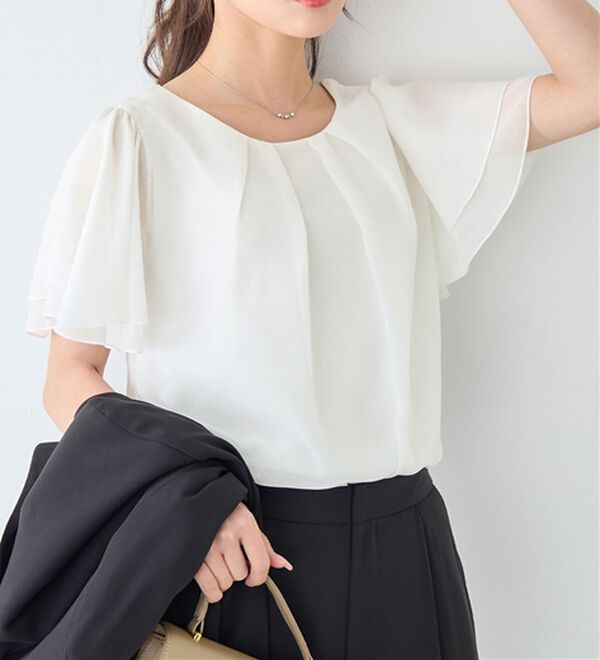 alotta（アロッタ）の「【５つの機能付】ひんやり！インナー付きフリル袖シフォンタックブラウス（ブラウス）」｜詳細画像