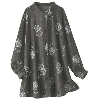 BELLUNA（ベルーナ）の「刺しゅう風プリントスラブデニム素材ブラウス（ブラウス）」｜ブラック