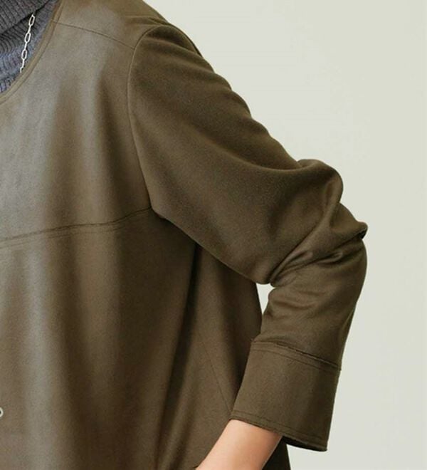 BELLUNA（ベルーナ）の「スエード調ノーカラーロング丈ジャケット（ノーカラージャケット）」｜詳細画像