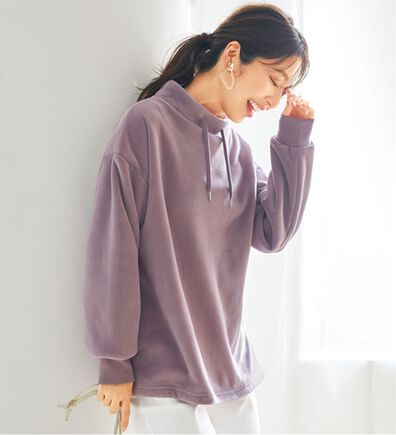 BELLUNA（ベルーナ）の「【快適Ｌａｂ．】リッチベロア素材裏ボアスタンドネックプルオーバー（カットソー）」